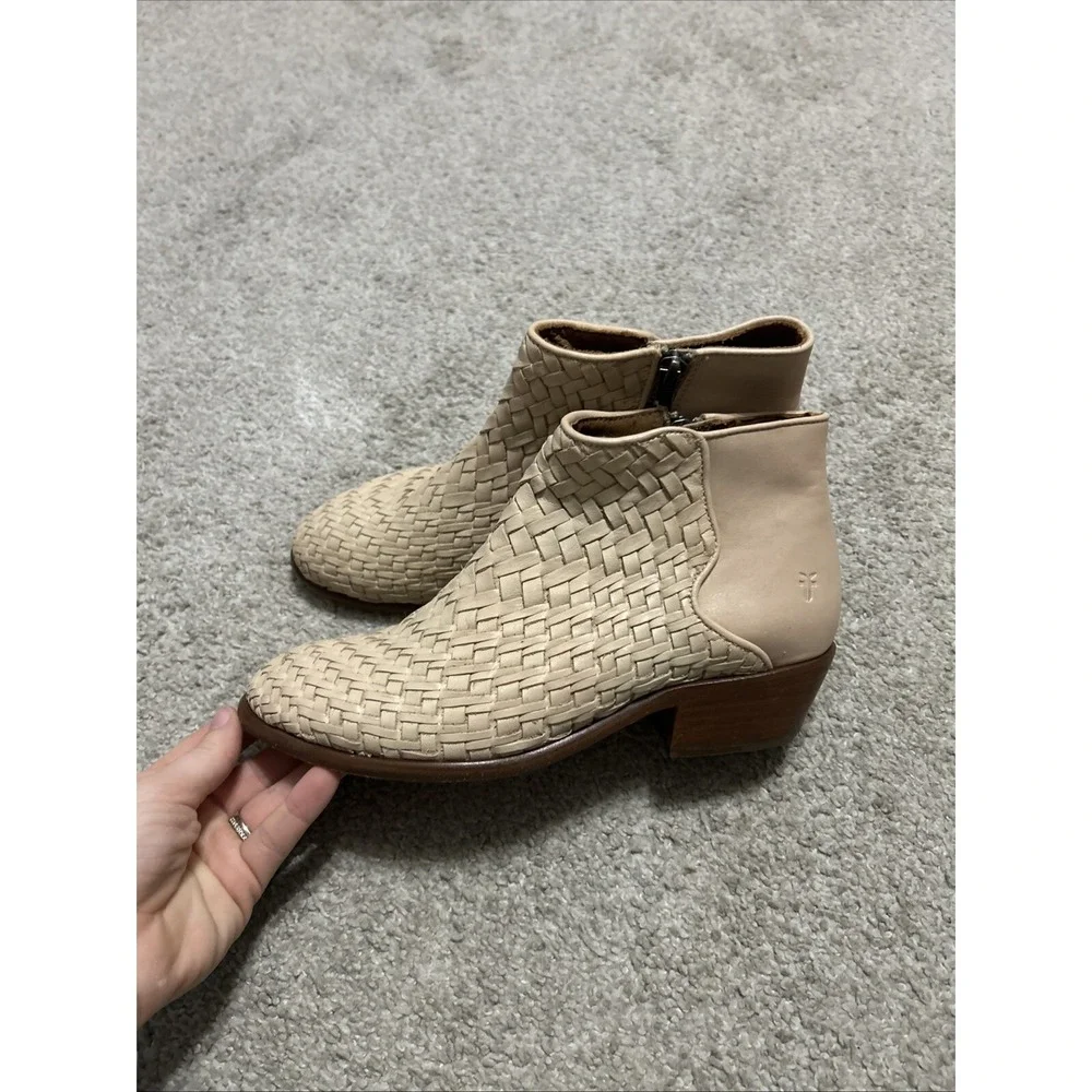 Frye‎ Womens Carson Woven Boot Woven Size 6.5 Cream